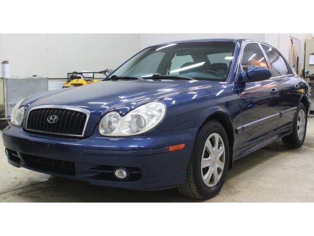 Hyundai : Sonata 4dr Sdn I4 M Gas saver 4 Cylinder Sunroof Loaded Cold AC Automatic Well maintained