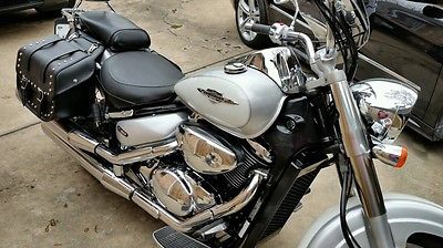 Suzuki : Boulevard Excellent condition, 2007, low miles, pick up only