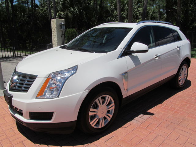 Cadillac : SRX FWD 4dr Luxu UNUSUAL STORY * LUXURY MODEL* PANO ROOF* 1 OWNER * FLA