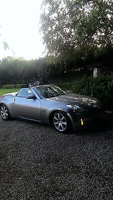 Nissan : 350Z Two door convertible Salvage title  Excellent  project opportunity Runs great.