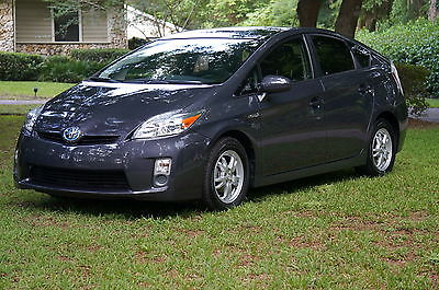 Toyota : Prius IV Loaded 2010 toyota prius iv fully loaded leather solar sunroof 57 k miles