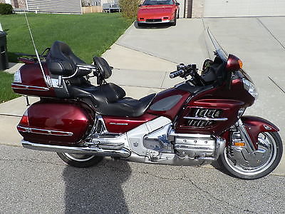 Honda : Gold Wing 2006 gold wing gl 1800 79 k mi good condition only 8888 nice