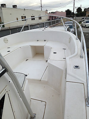 22' Mako Fishing Boat with 225hp Yamaha 2-stroke & 9.9hp Yamaha 4-stroke Motor