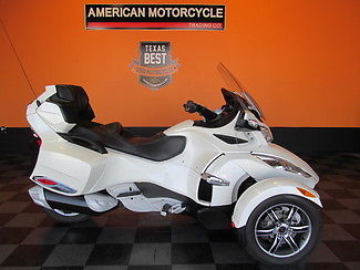 Can-Am : Spyder 2011 used white can am spyder rt se 5 limited top of the line trike three wheels