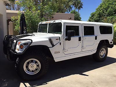 Hummer : H1 4 door White w gray leather Wagon w under 22,000 miles super clean Arizona car