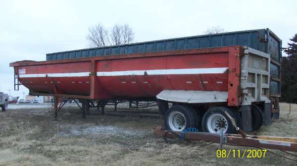 2002  Superior Trailers  steel frame less