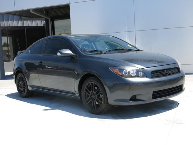 Scion : tC 2dr HB Auto 2 dr hb auto 2.4 l cd roof panoramic roof sun moon front wheel drive am fm stereo