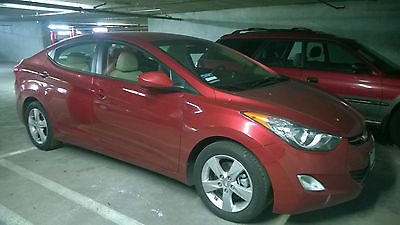 Hyundai : Elantra GLS With Preferred Package Red Hyundai Elantra sedan in excellent condition vehicle with 27K miles