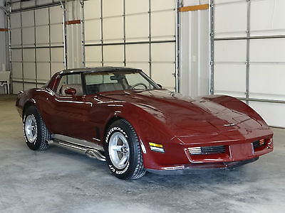 Chevrolet : Corvette Leather Manual V8 T-Tops 1981 chevrolet corvette 4 speed tan leather t tops clean custom exhaust