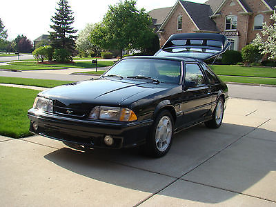 Ford : Mustang SVT Cobra 1993 ford mustang svt cobra hatchback 2 door 5.0 l