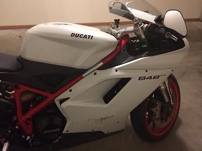 Ducati : Superbike Ducati 848 EVO
