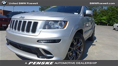 Jeep : Grand Cherokee 4WD 4dr SRT8 4 wd 4 dr srt 8 low miles suv automatic gasoline 6.4 l 8 cyl silver