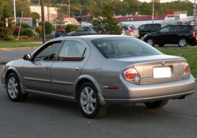 Nissan maxima 4doors