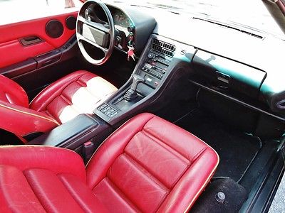 Porsche : 928 GREAT COLOR CONBINATION / LOW MILES  928 s 4 58 000 actual miles black on red interior