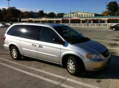 2003 Chrysler Town and Country