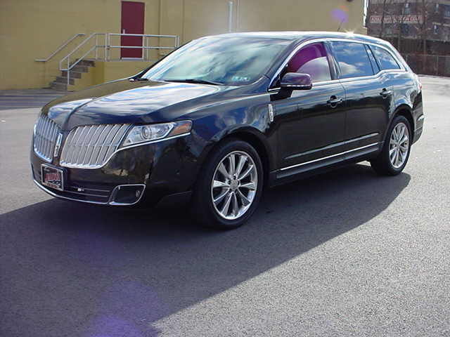 Lincoln : MKT 4dr Wgn 3.5L ALL WHEEL DRIVE / NAV AND CAMERA / PANO ROOF / PWR 3RD ROW / TWO TONE INTERIOR