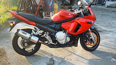 Suzuki : GSX / Katana Great running orange/black GSX-650F.