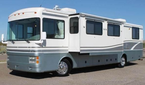 1999 Fleetwood Discovery 36T