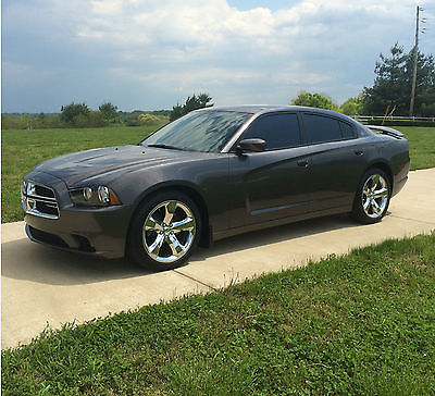 Dodge : Charger SXT with Rallye Appearance Group 2013 dodge charger sxt rallye package 3.6 l v 6 warranty near mint condition
