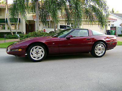 Chevrolet : Corvette 40th Anniv. 1993 corv 40 th anniv 8000 orig mi rare 6 spd garaged since new mint