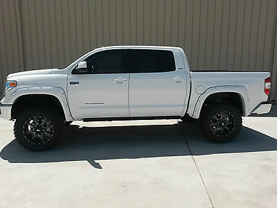 Toyota : Tundra SR5 TUNDRA SR5 CREW CAB LIFTED CUSTOM LEATHER