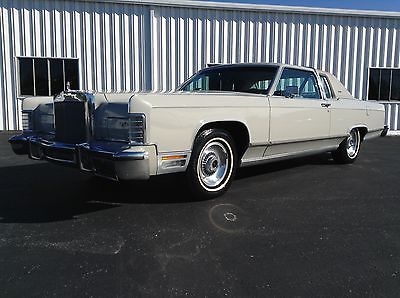 Lincoln : Town Car Coupe 2 Door/60B Ford Lincoln Town Coupe 1978 Car All Originial
