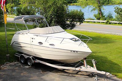 2007 Stingray 240CS, White, Stainless, Low Hours, Loaded, Cruiser, Like-New