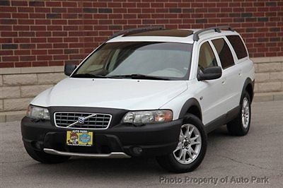 Volvo : V70 XC70 2.5L Turbo AWD w/Sunroof 04 xc 70 awd 2.5 l turbo premium package leather heated seats sunroof cd player