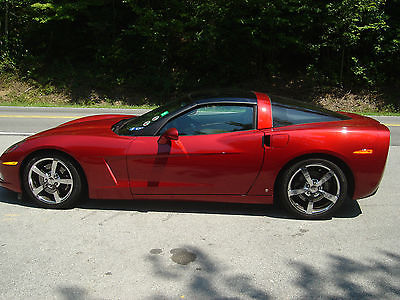 Chevrolet : Corvette 3LT 2008 corvette 6 speed coupe crystal red metallic