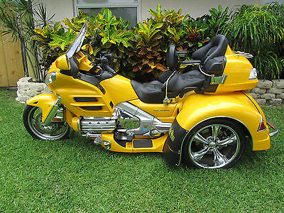 Honda : Gold Wing 2010 honda gold wing motorcycle trike gl 1800 hpma very low mileage extras