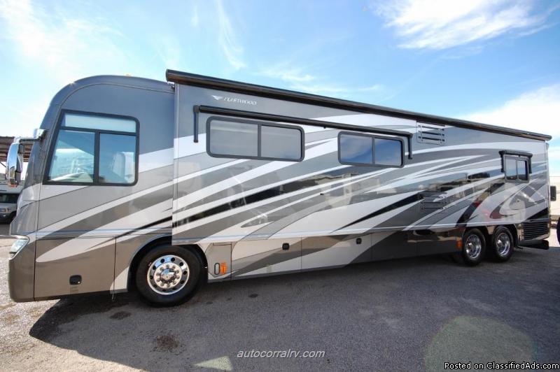 USED DIESEL PUSHER - 2010 FLEETWOOD REVOLUTION LE 42W BATH AND A HALF