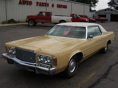 Chrysler : Newport 2 Door Hard Top Coupe 1975 chrysler newport