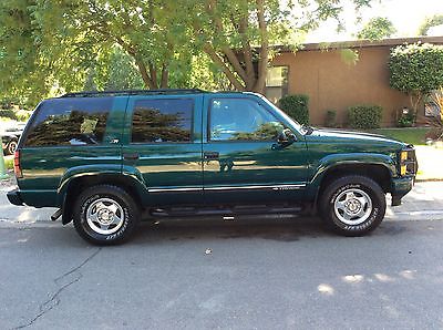 Chevrolet : Tahoe Z71 2000 chevrolet tahoe z 71 sport utility 4 door 5.7 l