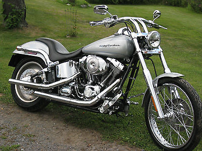 Harley-Davidson : Softail 2005 harley davidson deuce silver mint condition lots of chrome head turner