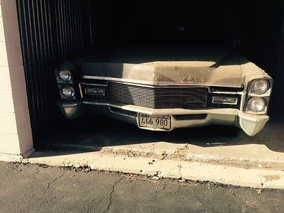 Cadillac : Fleetwood Brougham 1968 cadillac fleetwood brougham in storage for 30 years