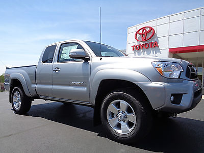 Toyota : Tacoma CONTACT INTERNET DEPT AT 814-659-1908 New 2015 Tacoma Access Cab 4.0L V6 TRD Sport 4x4 6 Foot Bed 4WD Silver Paint