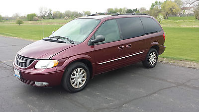 Chrysler : Town & Country LXi 2003 chrysler town country lxi leather loaded cheep