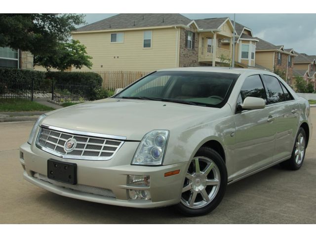 Cadillac : STS 4dr Sdn V8 2007 cadillac sts luxury navigation v 8 rust free non smoker