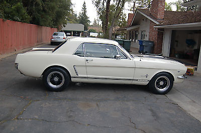 Ford : Mustang Coupe 1965 ford mustang restomod
