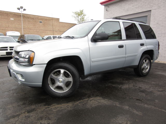 Chevrolet : Trailblazer 4WD 4dr LS Silver 4X4 LS 89k Miles Tow Pkg Admintration Vehicle Well Maintained Nice