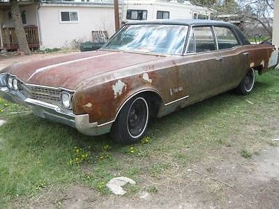Oldsmobile : Ninety-Eight SD 1966 oldsmobile 98 with all original parts brand new rear seat and super rocket