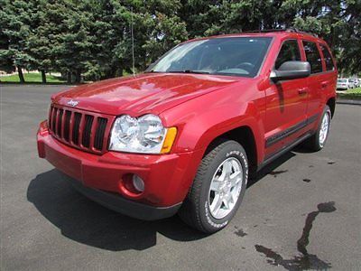 Jeep : Grand Cherokee 4dr Laredo 4WD 4 dr laredo 4 wd suv automatic gasoline v 6 cyl inferno red crystal pearl