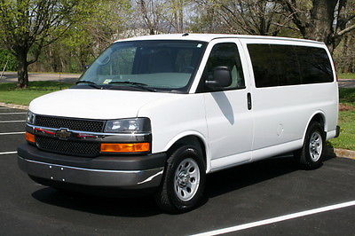 Chevrolet : Express AWD Passenger Van 1 owner awd 2012 chevrolet express 1500 van 4 x 4 8 passenger fully serviced nice