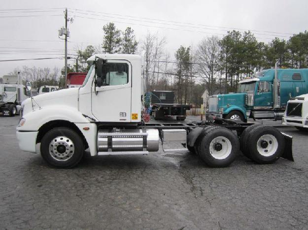 Freightliner cl12064st columbia tandem axle daycab for sale
