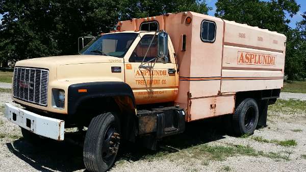 2000  GMC  C6500 Chipper Dump Truck