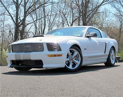 Shelby : Mustang Shelby GT 07 shelby 10578 miles clean carfax limited production