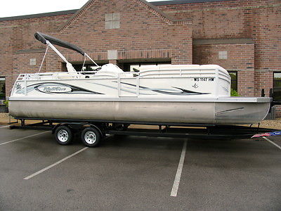 2012 JC 25' TriToon Pontoon Boat W/ 115 hp Honda Outboard. INC Pictured Trailer.