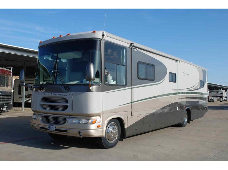 2004 Gulf Stream Sun Voyager 8379