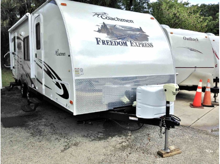 2011 Coachmen FREEDOM EXPRESS 242RBS