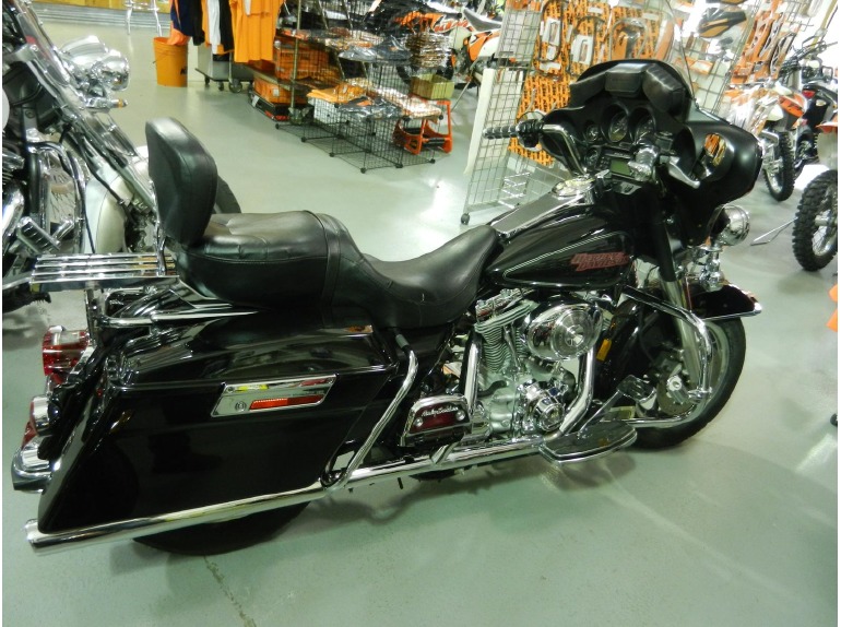 2006 Harley-Davidson FLHI
